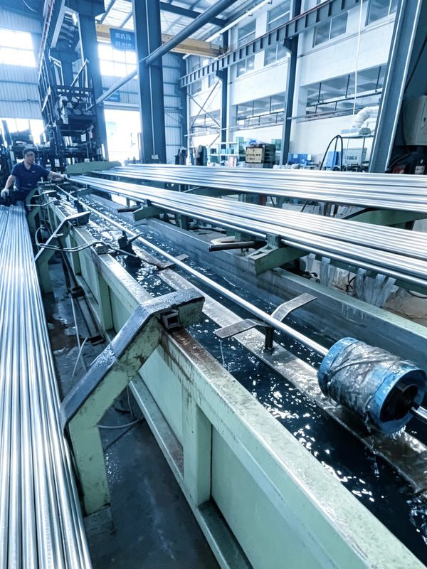 Leak Testing — stainless welded pipe production